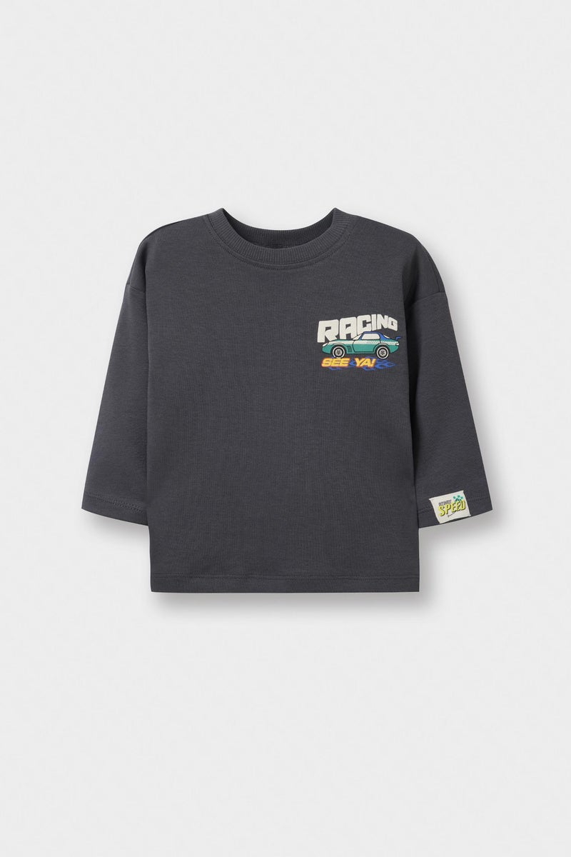 ديفاكتو تيشيرت بيبي اولادي كم طويل بطبعة شعار اوفر سايز - Image 3